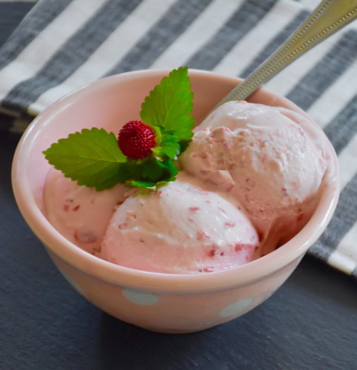 Homemade Strawberry Ice Cream