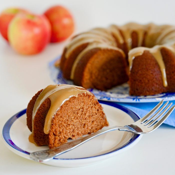 Applesauce Cake